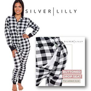 SILVER LILLY Buffalo Plaid Flapjack Pajamas  NEW!